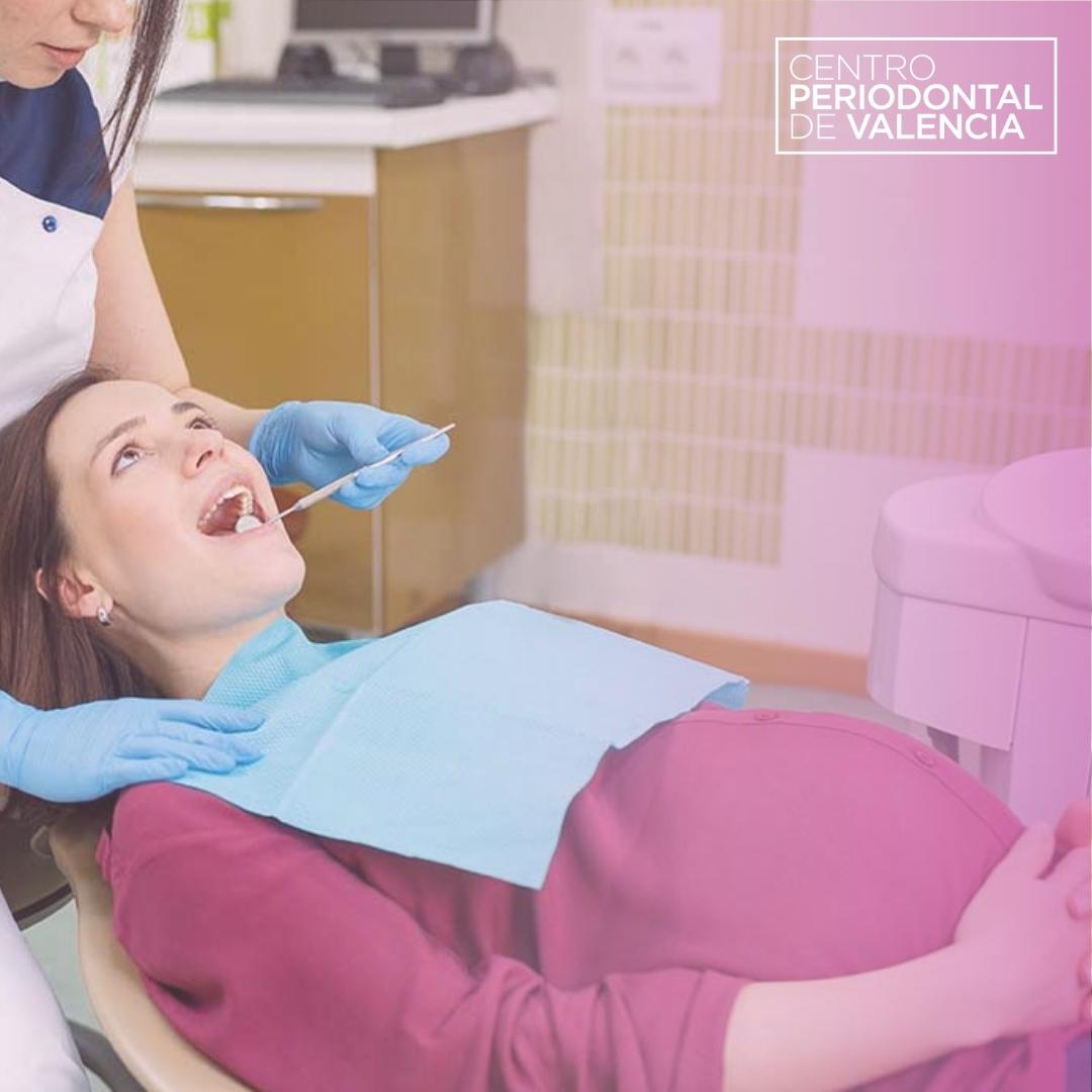 ¿Pueden las mujeres embarazadas realizarse tratamiento periodontal?